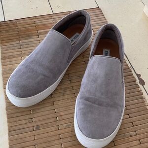 Steve Madden Light Gray Suede Slip-On - “Gill”